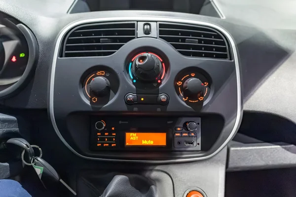 Renault Kangoo (2019) — foto 8 van 19