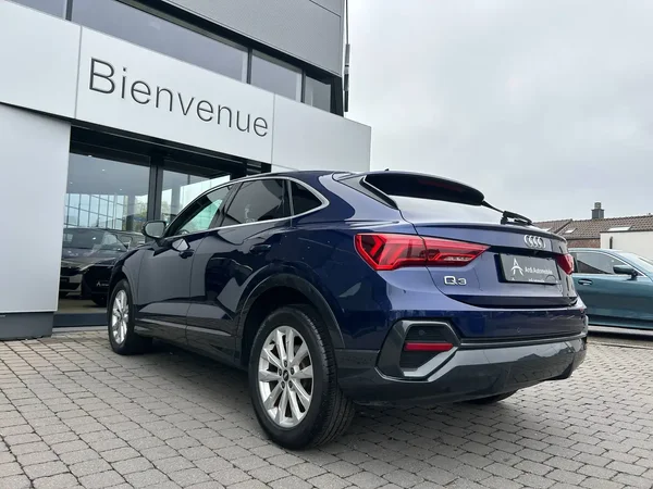 Audi Q3 (2022) — foto 25 van 28