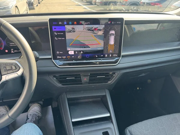 VOLKSWAGEN Tayron (2025) — foto 3 van 24