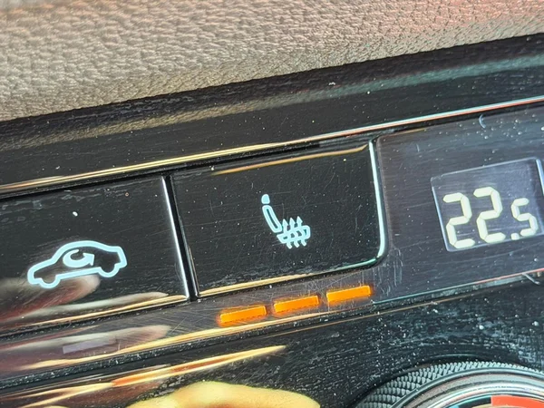 SKODA Karoq (2025) — foto 21 van 23