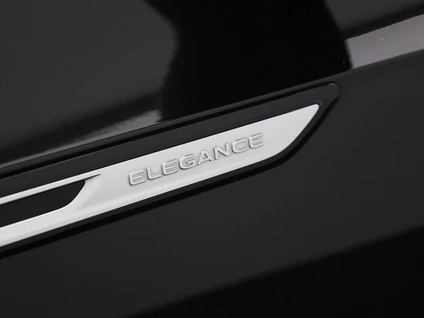 Volkswagen Arteon (2022) — foto 9 van 49