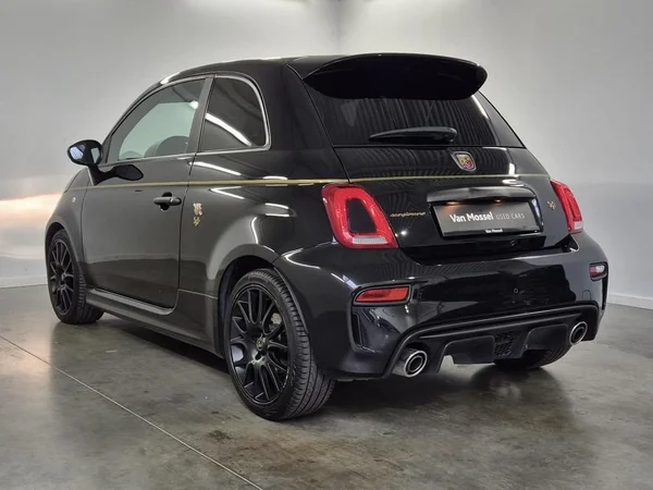 Abarth 595 (2021) — foto 17 van 22