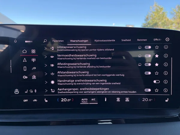 AUDI Q6 Sportback e-tron (2025) — foto 4 van 22