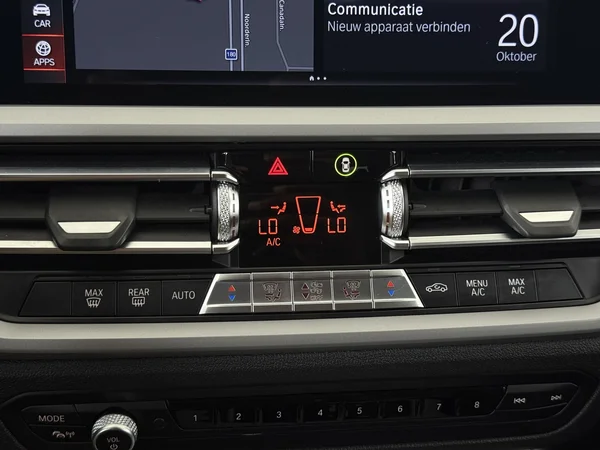 BMW 330 (2020) — foto 18 van 30