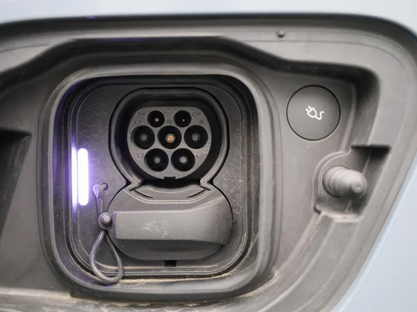 Volvo C40 (2023) — foto 7 van 47