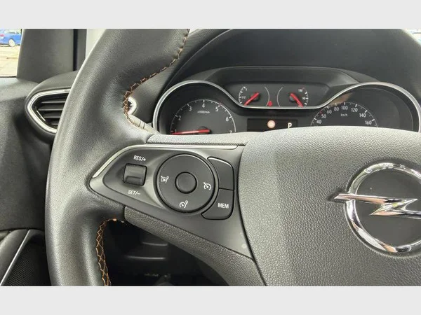 Opel Crossland X (2020) — foto 11 van 20