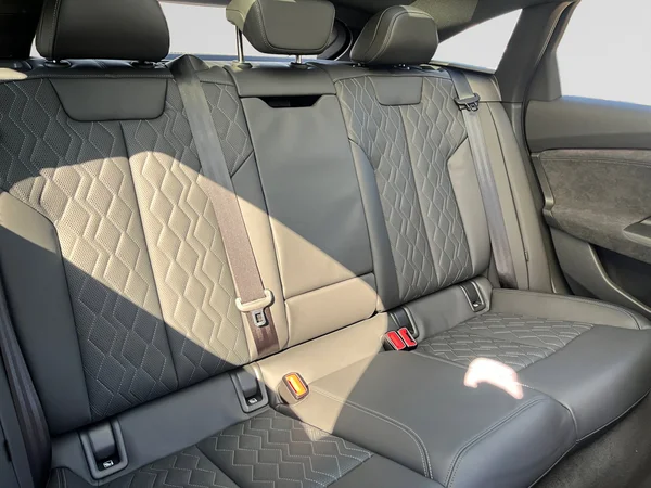AUDI A6 Sportback e-tron (2026) — foto 11 van 24