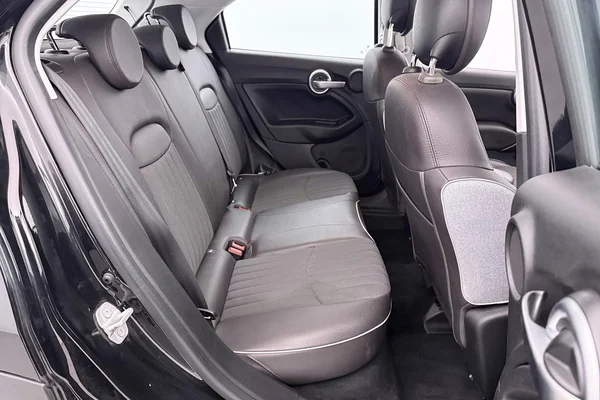 Fiat 500x (2018) — foto 4 van 28