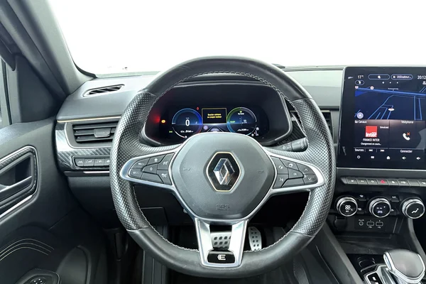 Renault Arkana E-TECH (HEV) (2023) — foto 2 van 19