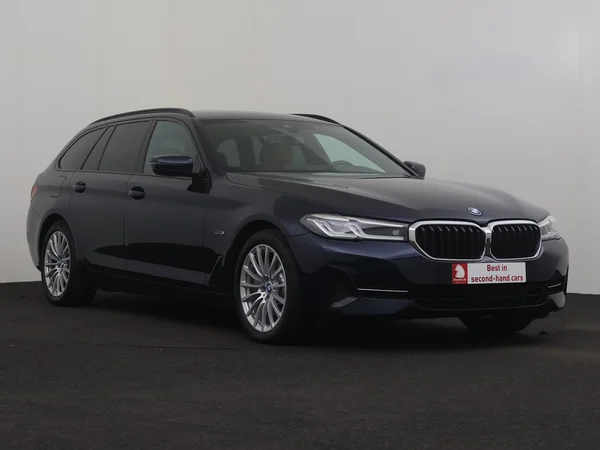 BMW 530 (2022) — foto 29 van 34