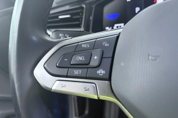 Volkswagen Taigo (2024) — foto 6 van 16