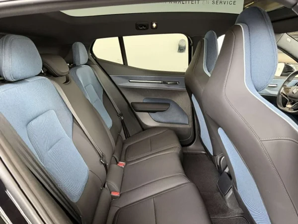 Volvo EX30 (2024) — foto 21 van 22