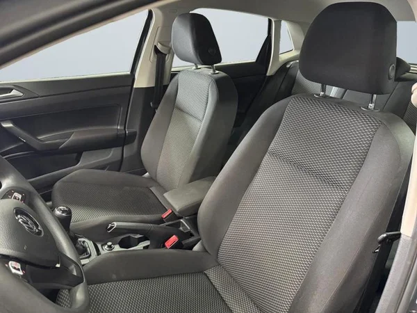 VOLKSWAGEN Polo (2020) — foto 3 van 27