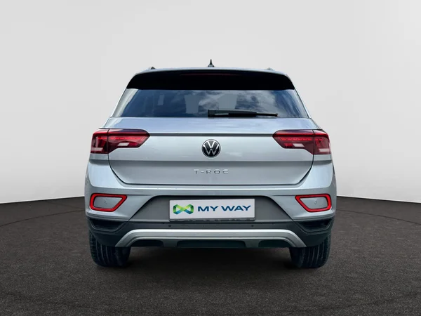 VOLKSWAGEN T-Roc (2025) — foto 14 van 16