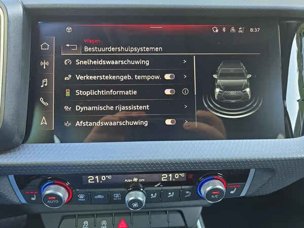 AUDI A1 Allstreet (2025) — foto 17 van 18