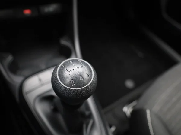 Kia Picanto (2023) — foto 16 van 34