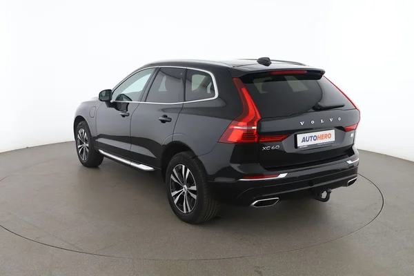 Volvo XC60 (2020) — foto 10 van 16