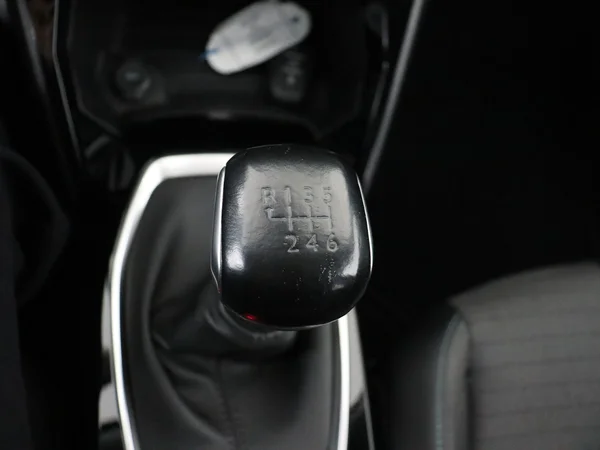 PEUGEOT 2008 (2022) — foto 4 van 27