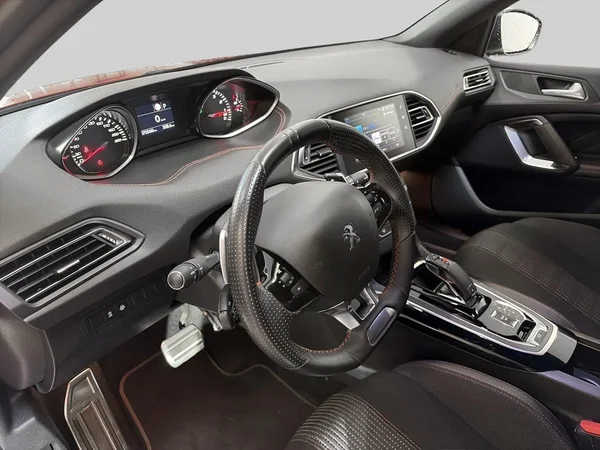 Peugeot 308 (2020) — foto 21 van 21