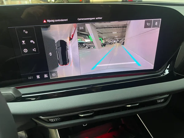 AUDI A6 e-hybrid (PHEV) (2025) — foto 2 van 14