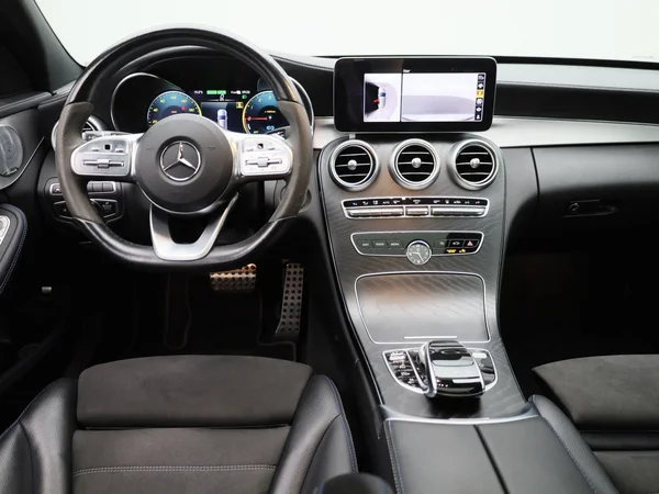Mercedes-Benz C-Klasse (2021) — foto 39 van 41