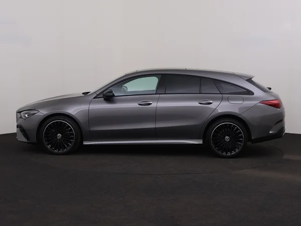 MERCEDES CLA 250 (2023) — foto 12 van 34