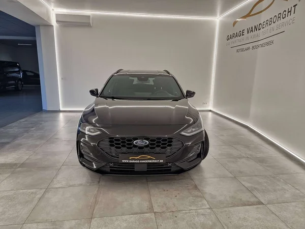 Ford Focus (2024) — foto 9 van 16
