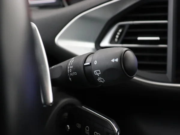 PEUGEOT 308 (2021) — foto 16 van 27