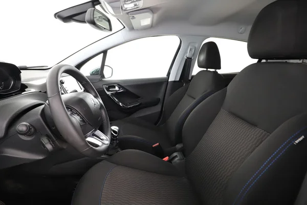 Peugeot 208 (2019) — foto 16 van 16