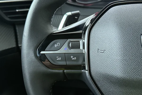 Peugeot 2008 (2025) — foto 6 van 19