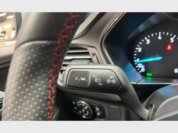 Ford FOCUS (2024) — foto 5 van 27