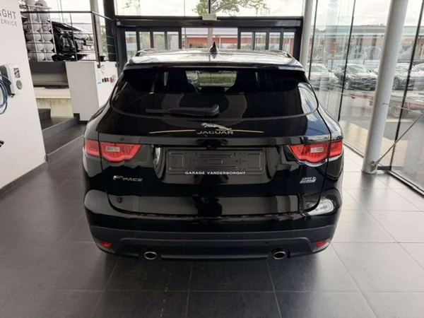 Jaguar F-PACE (2020) — foto 19 van 23