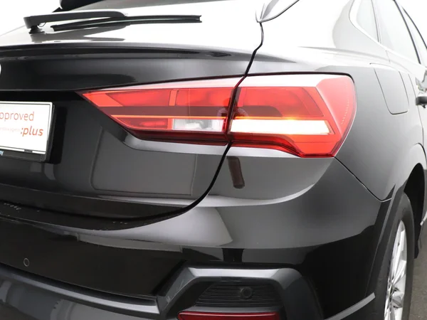 AUDI Q3 Sportback (2024) — foto 8 van 19