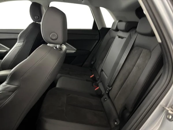 AUDI Q3 Dsl (2019) — foto 5 van 37