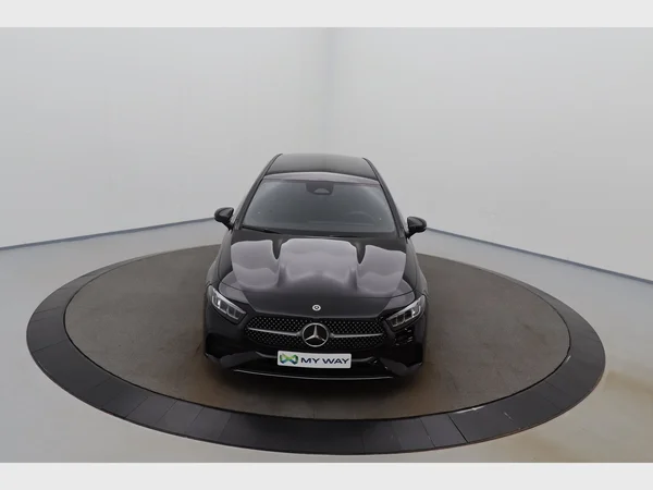 MERCEDES-BENZ A 200 (2024) — foto 20 van 25