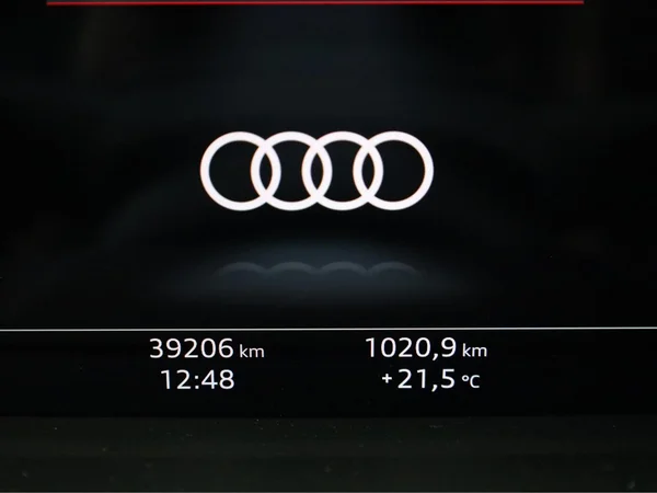 AUDI Q3 Sportback PHEV (2023) — foto 11 van 24