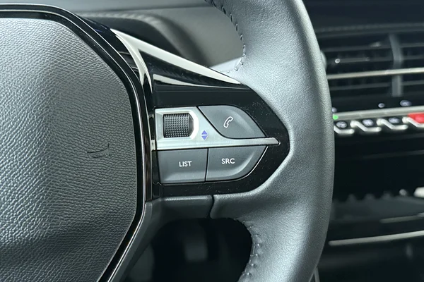 Peugeot 208 (2025) — foto 8 van 19