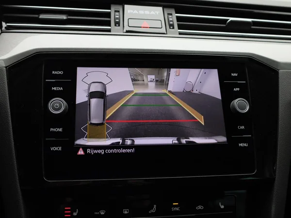 Volkswagen Passat (2024) — foto 21 van 42