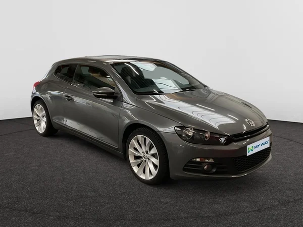 VOLKSWAGEN Scirocco (2010) — foto 22 van 24
