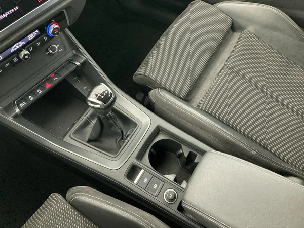 AUDI Q3 (2022) — foto 19 van 36