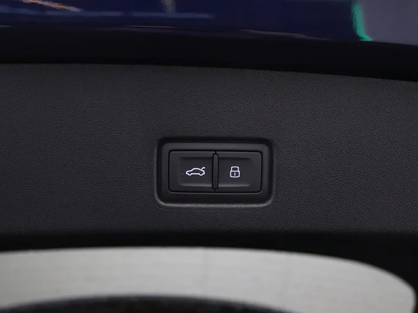 AUDI Q4 e-tron (2025) — foto 22 van 23