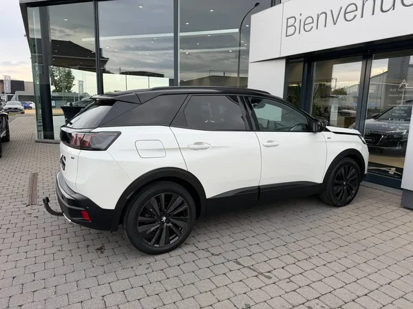 Peugeot 5008 (2021) — foto 20 van 29
