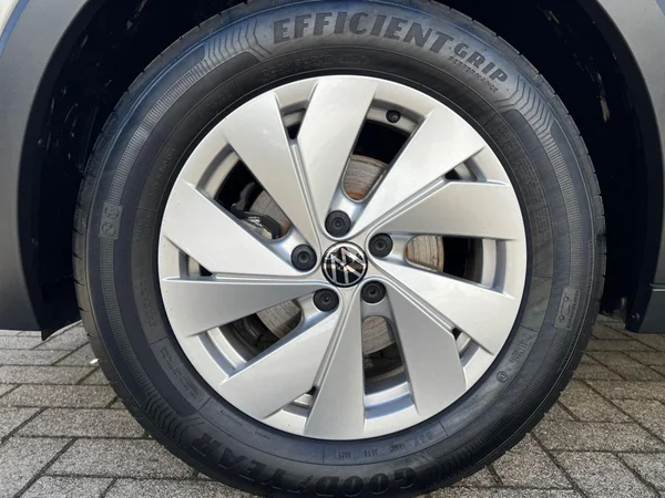 VOLKSWAGEN T-Cross (2025) — foto 17 van 24