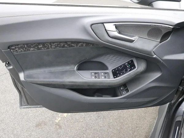 AUDI RS 5 PHEV (2026) — foto 2 van 18