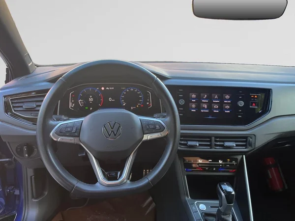 VOLKSWAGEN Polo (2023) — foto 15 van 17