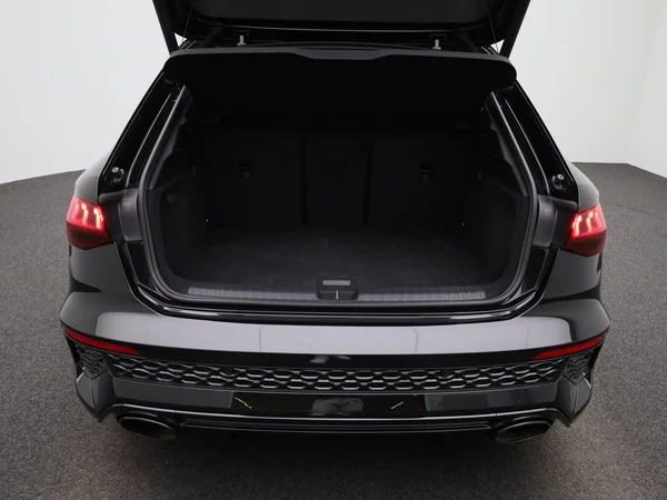 Audi RS3 (2024) — foto 7 van 65