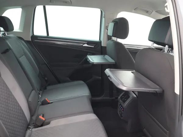 Volkswagen Tiguan (2020) — foto 24 van 27