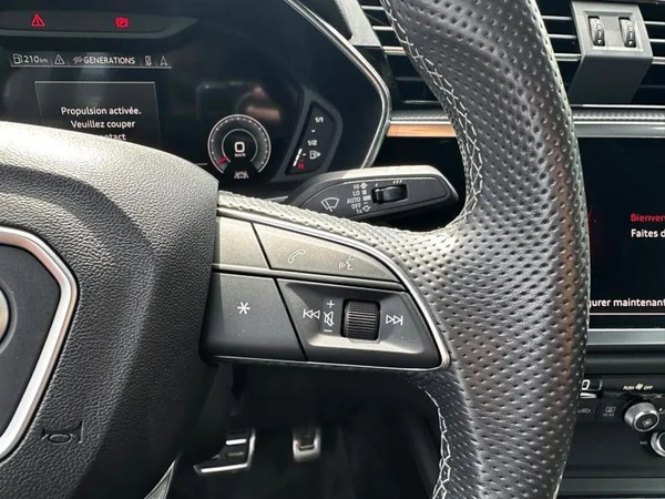 Audi Q3 (2022) — foto 28 van 35