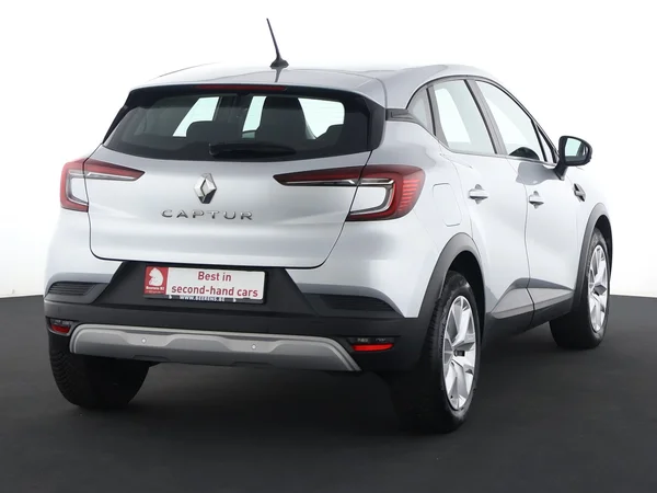 RENAULT Captur (2022) — foto 22 van 28