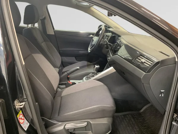 VOLKSWAGEN Taigo (2024) — foto 8 van 22